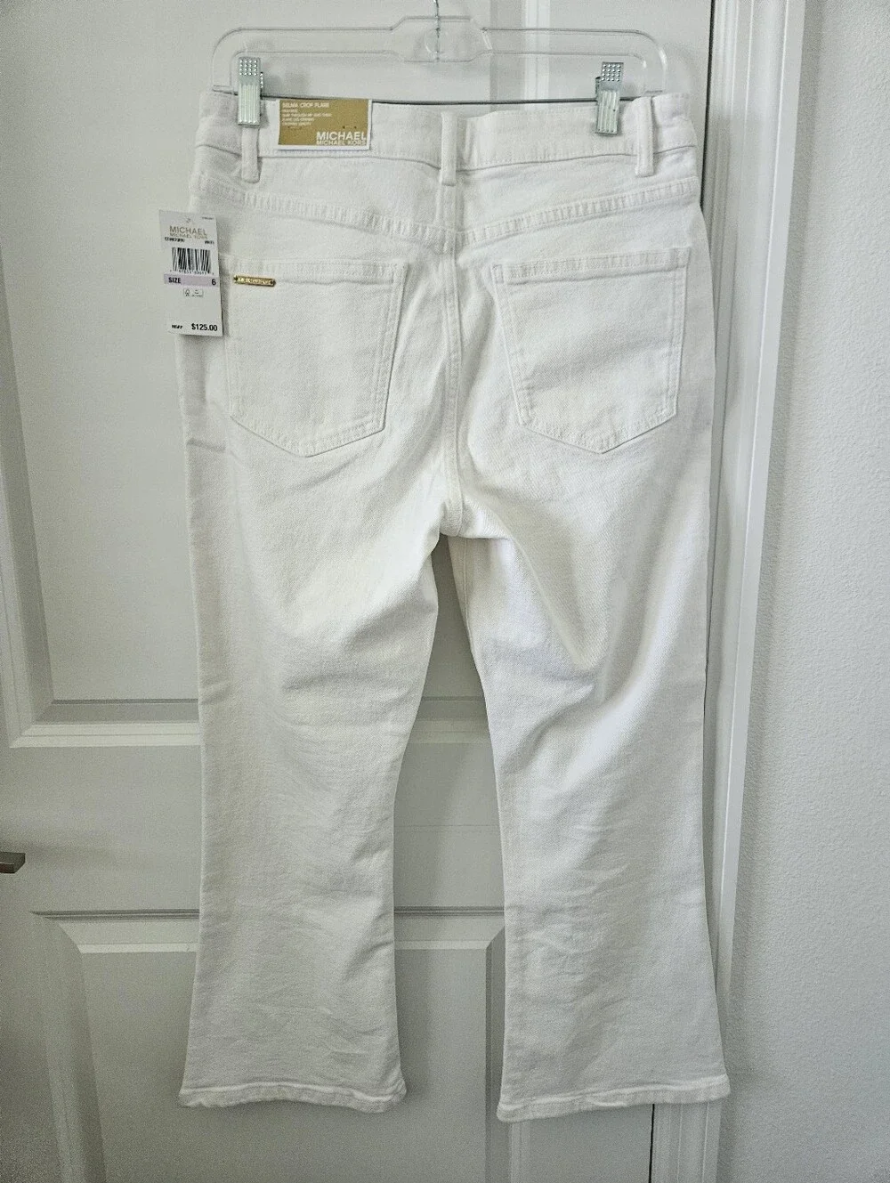 Nwt $125 Michael Kors White Selma Flared Jeams Size 6,  25